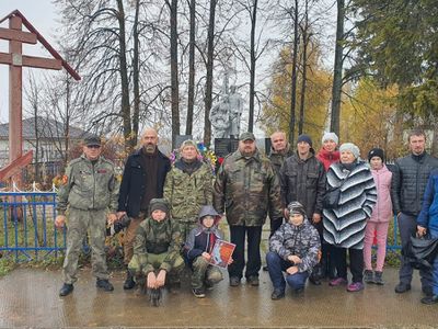 Восемь защитников Отечества проводили в последний путь в деревне Папивино в Клиснком городском округе