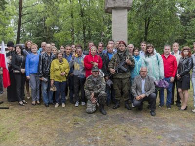 «Пусть память продолжается…» (о церемонии открытия мемориала на кладбище советских военнопленных – узниках Шталага 302)