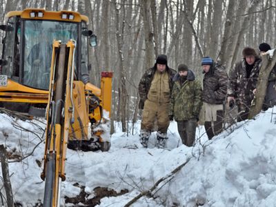 21 января 2017 г. московские и тверские поисковики провели раскопки на месте гибели ПЕ-2 в Зубцовском районе